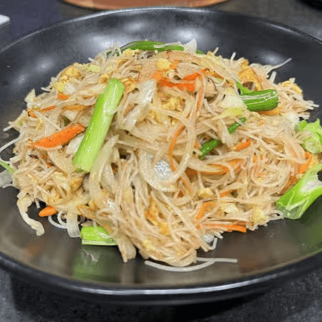 Stir-Fried Rice Noodles