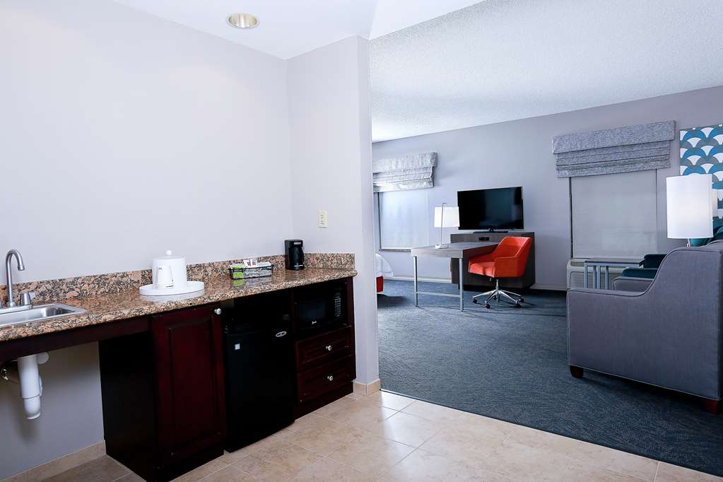 Hampton Inn & Suites Tampa-Wesley Chapel Image