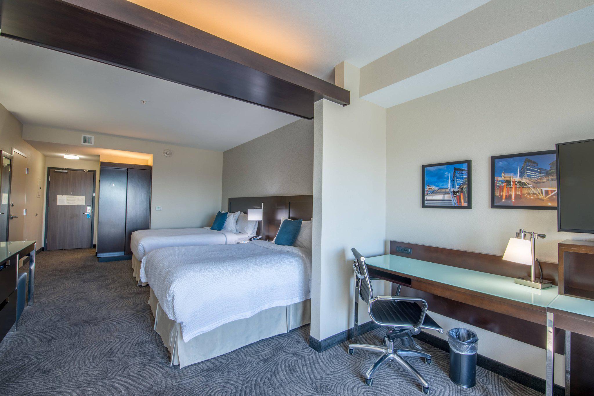 Fairfield Inn & Suites by Marriott Denver Downtown Photo
