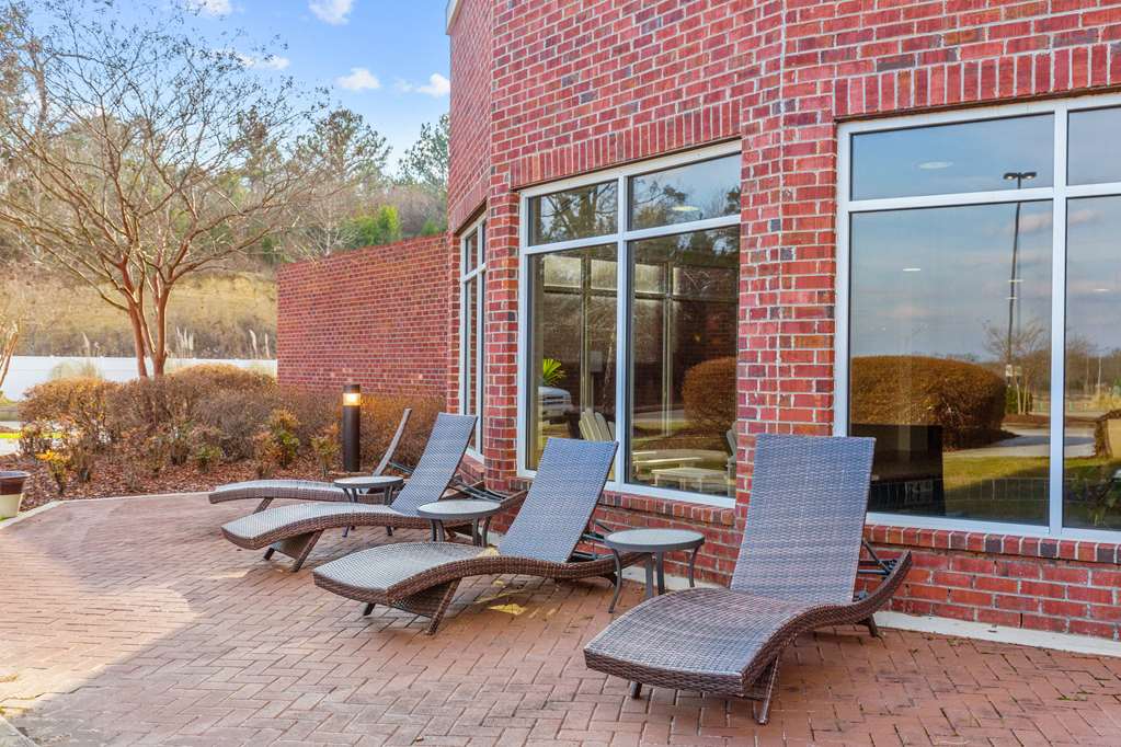 Hilton Garden Inn Starkville Image