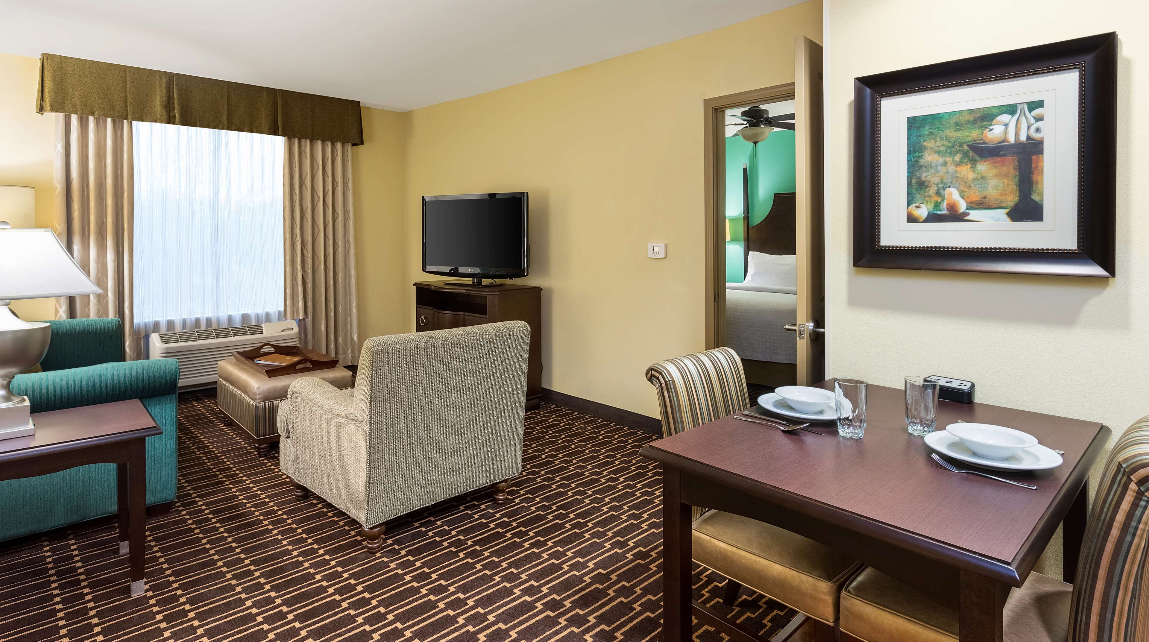 Guest room