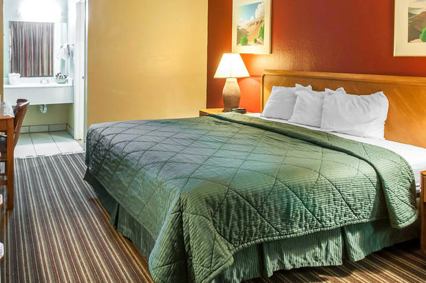 Images Suburban Extended Stay Hotel East