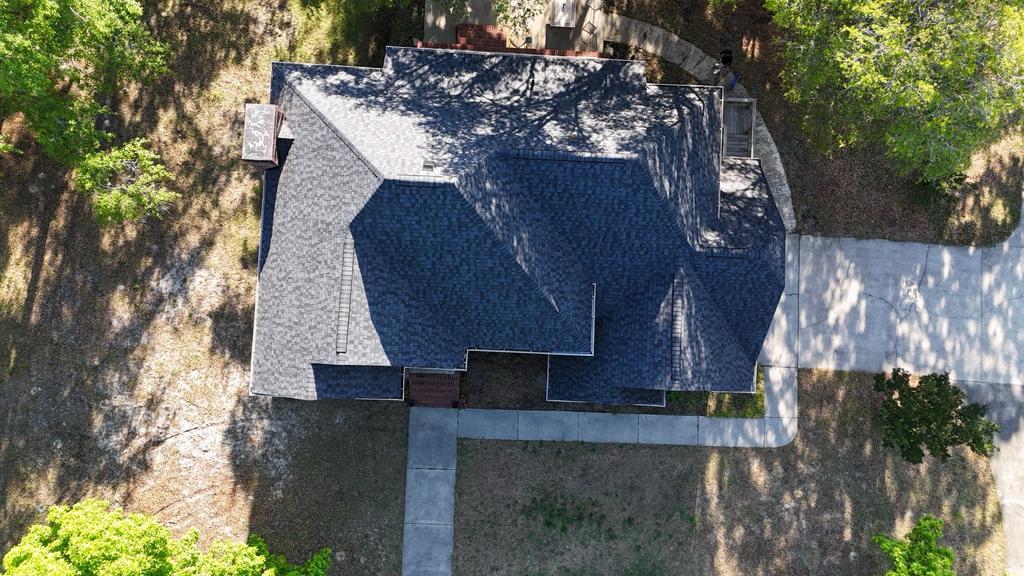 Willis Roofing Image