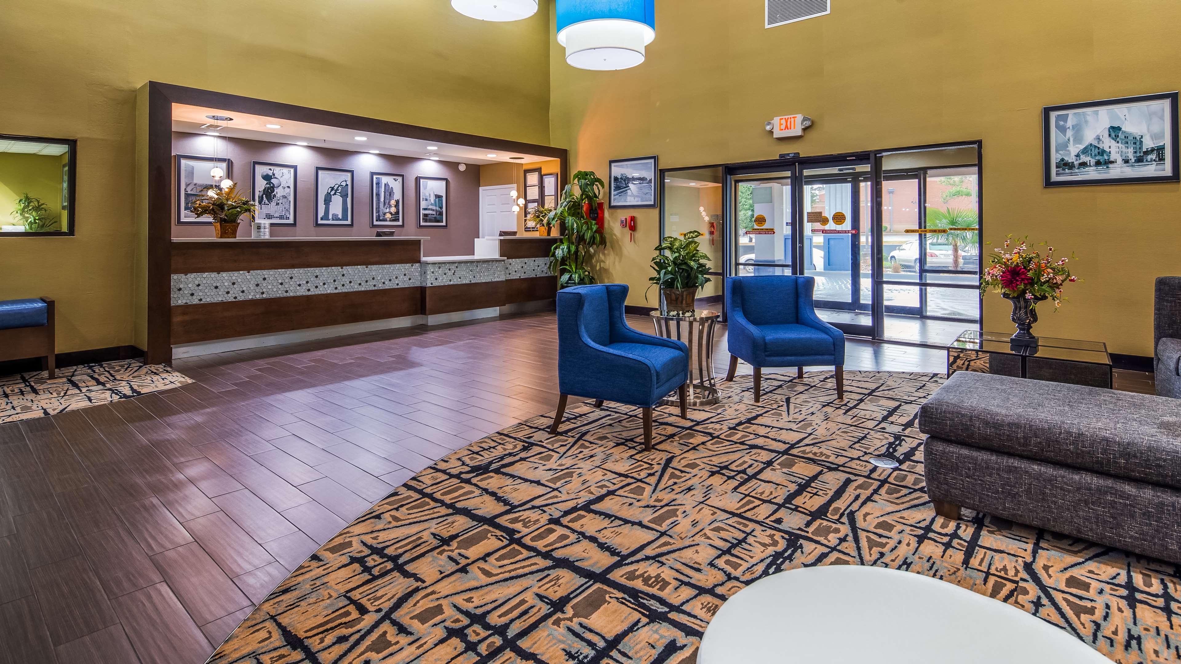 Best Western Plus McDonough Inn & Suites Photo