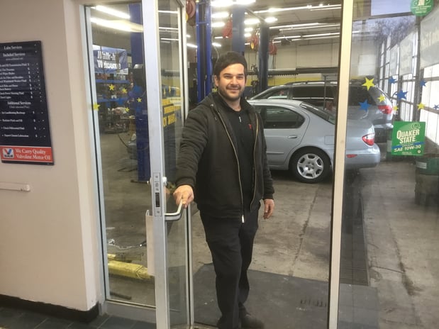 Images Des Plaines Auto Clinic & Tire