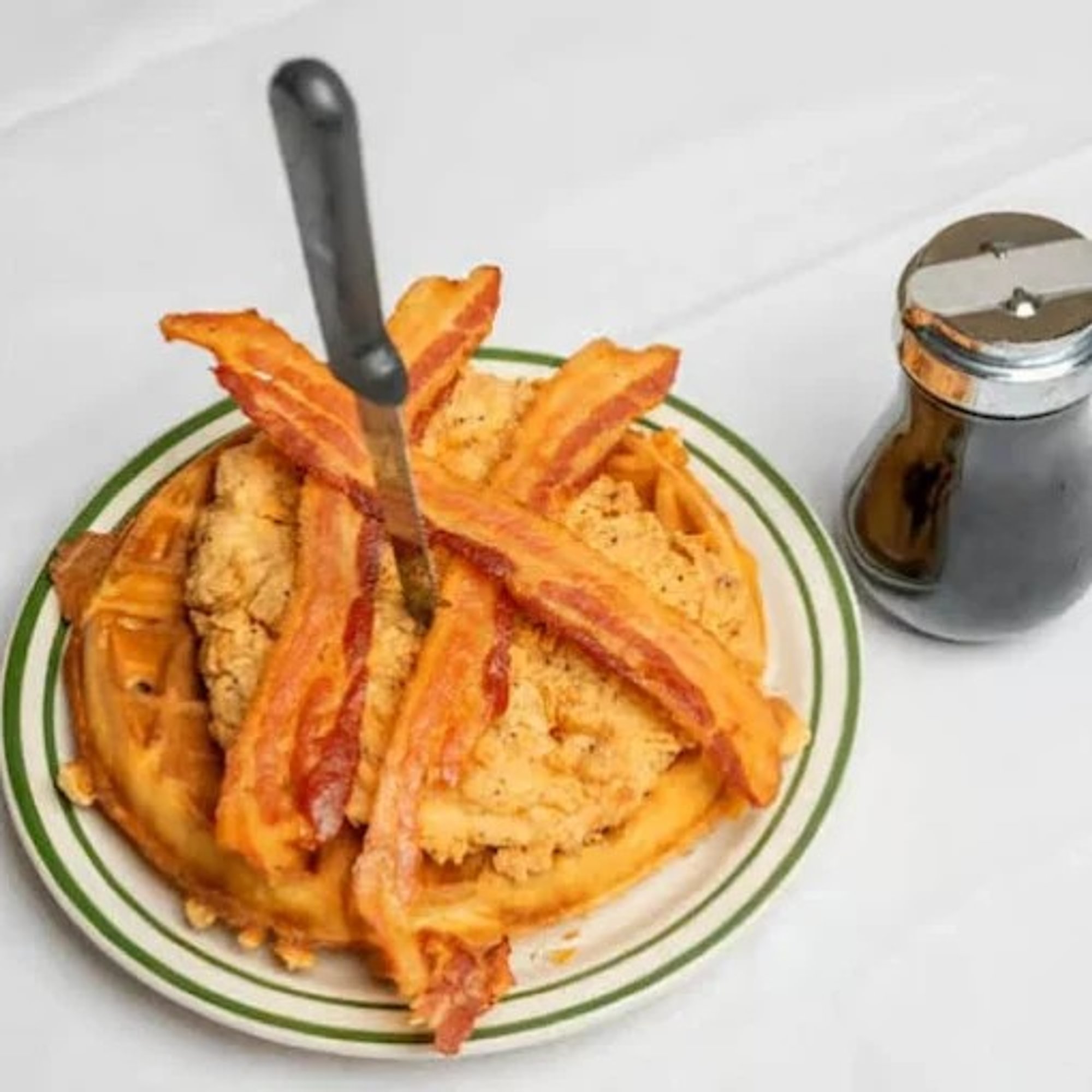 Chicken & Waffles