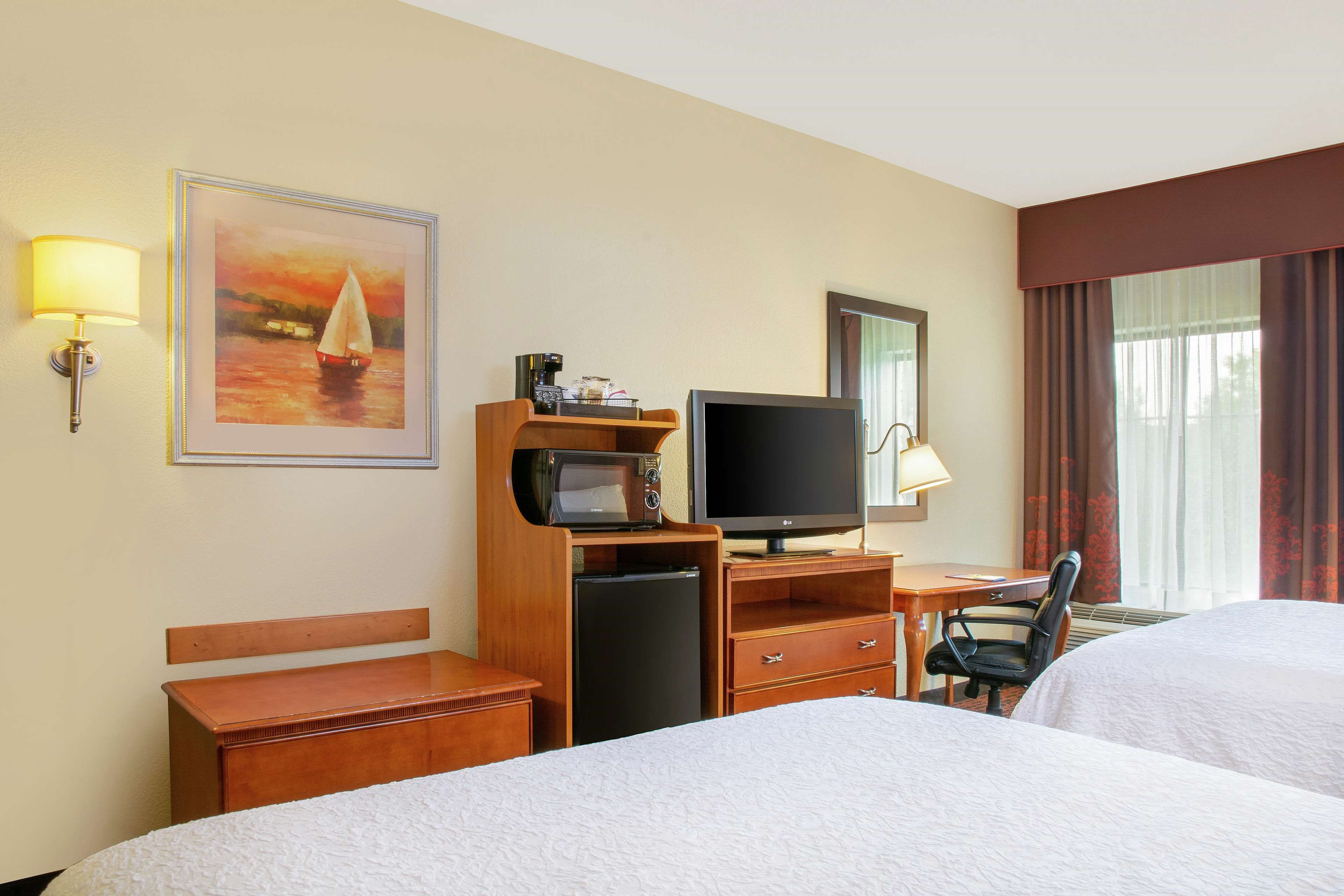 Hampton Inn Merrillville Photo