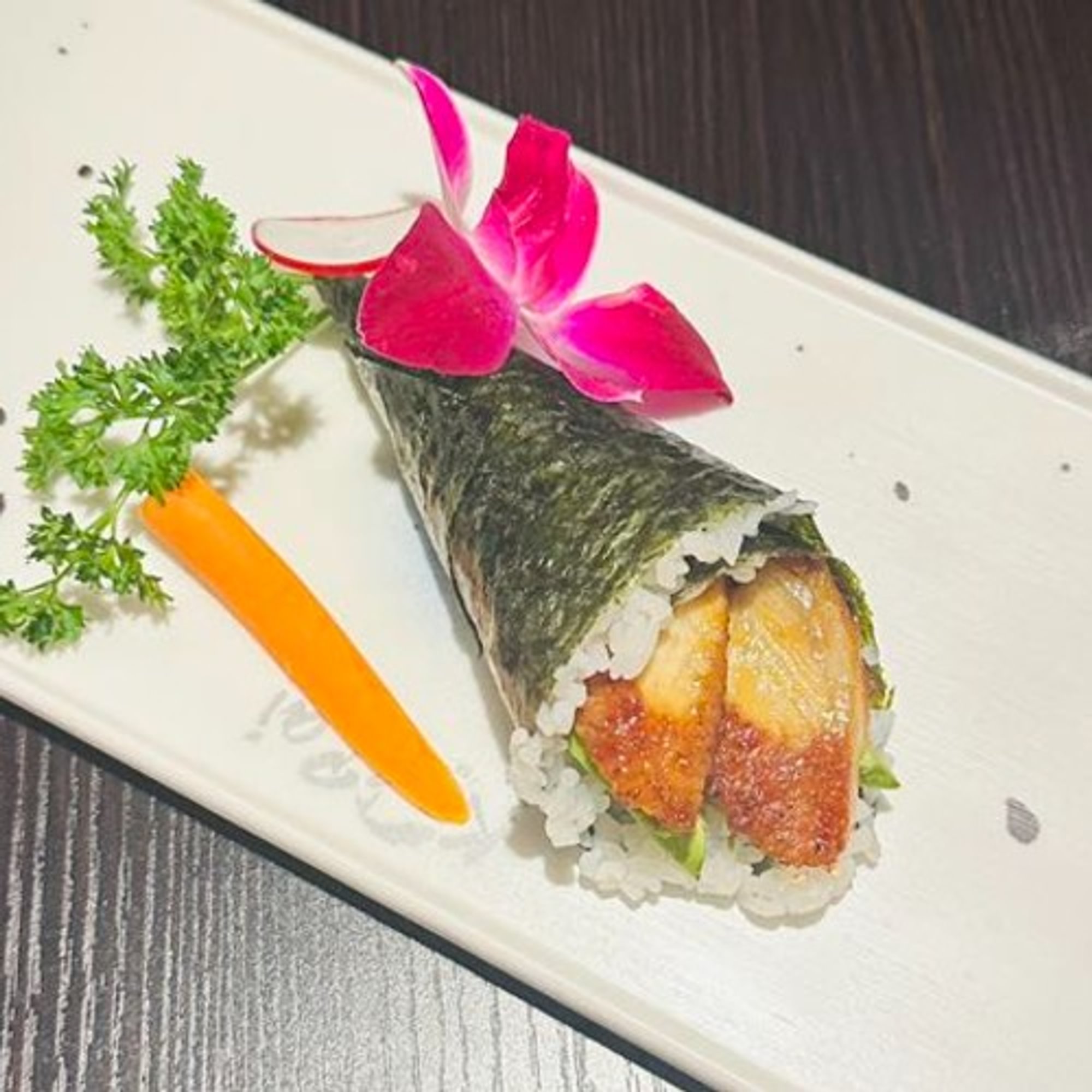 Eel Avocado Handroll