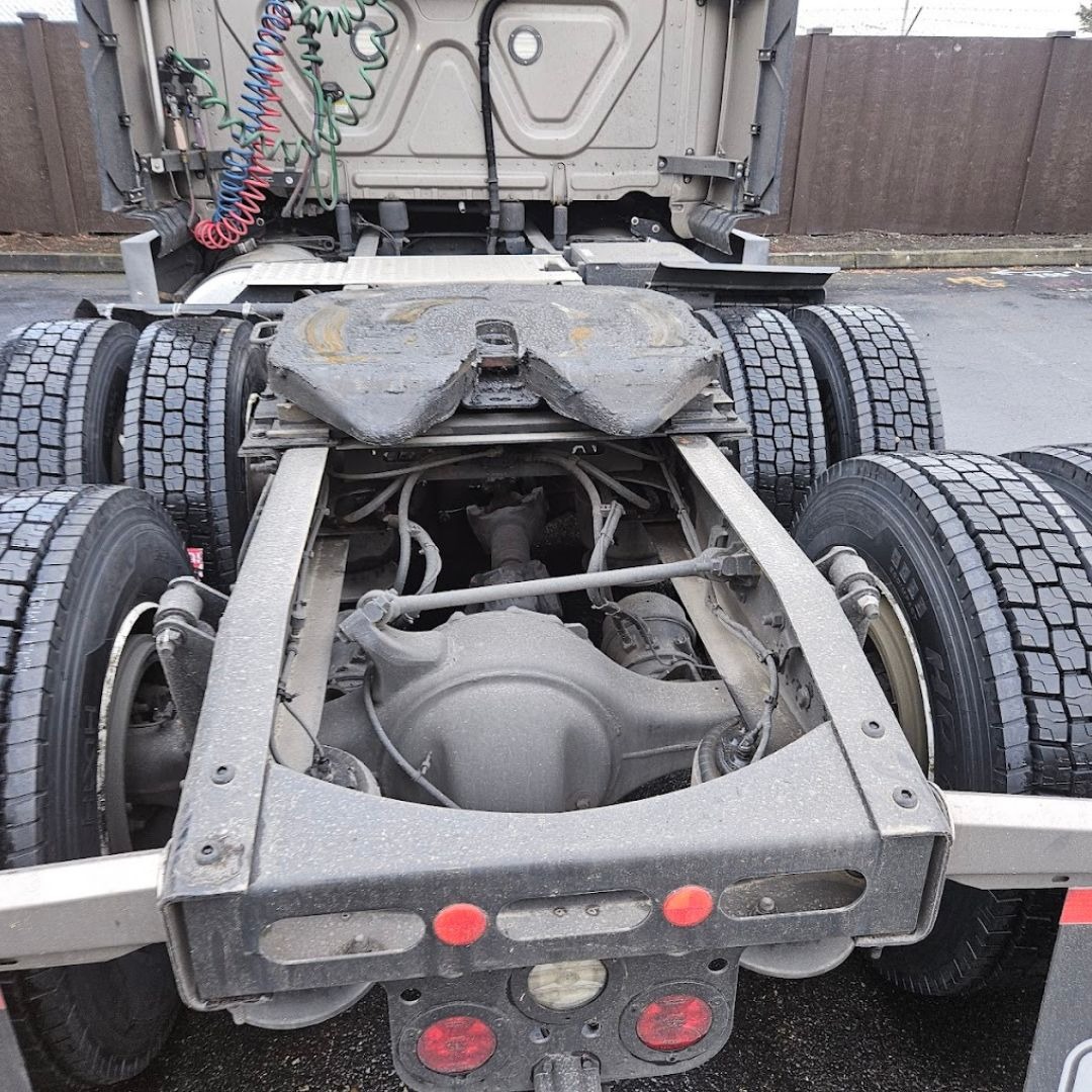 Expedited Truck Alignment & Tires