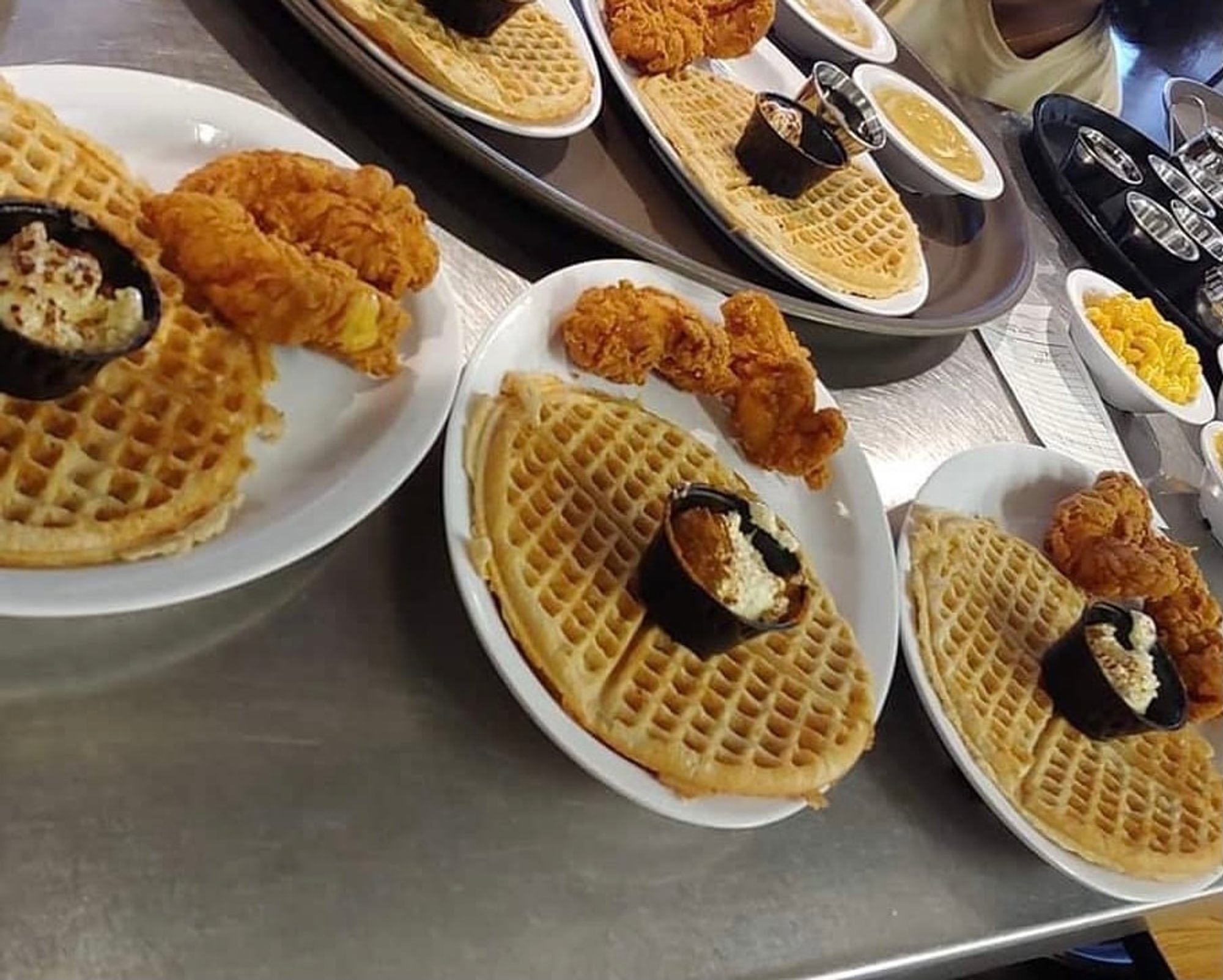 2 Tender Famous w/ 1 waffle