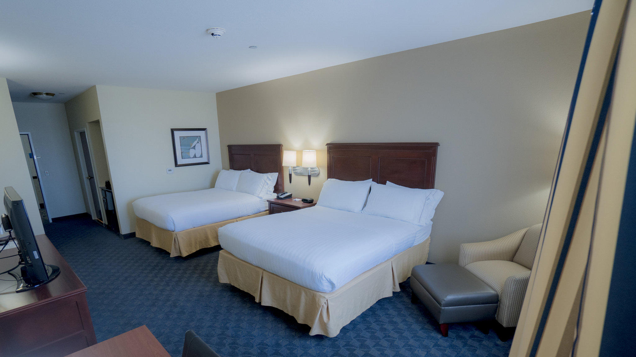 Holiday Inn Express & Suites Pampa Photo