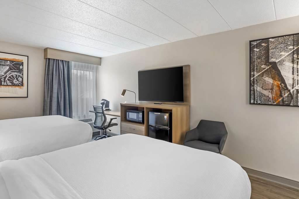 Best Western Plus Heritage Rail Inn & Suites Image