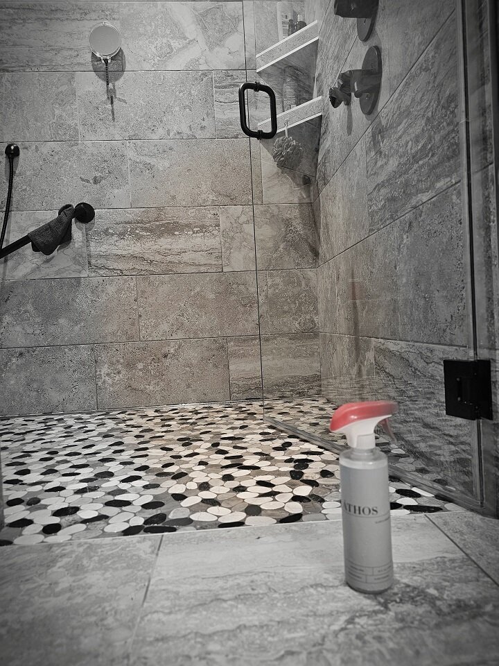 Queen Bee Cleaning, LLC Image