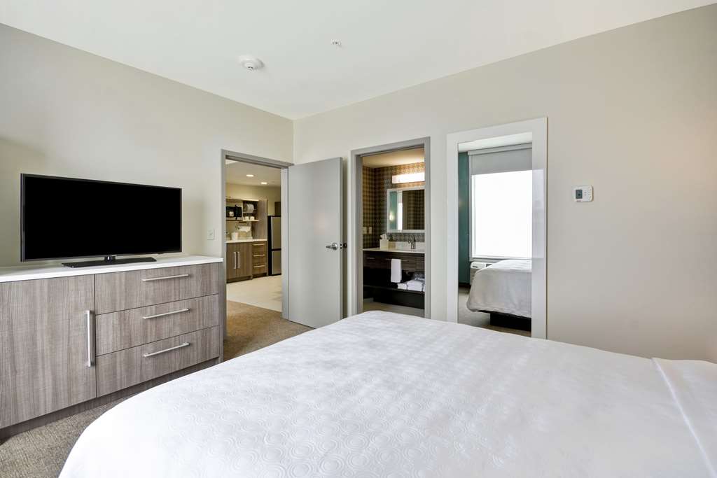 Home2 Suites by Hilton Plymouth Minneapolis Image