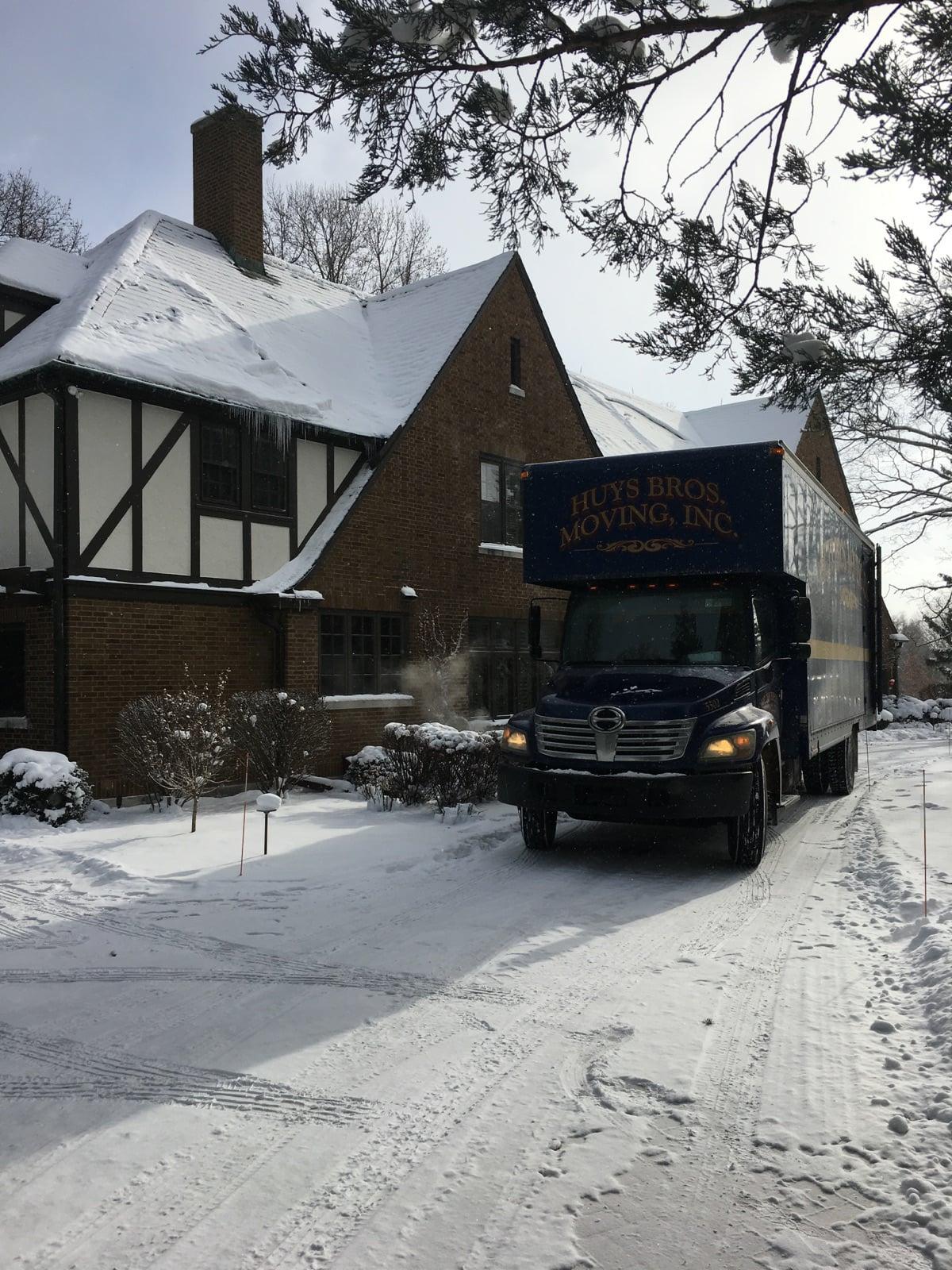 Huys Bros. Moving, INC. Image
