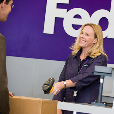 FedEx Ship Center Photo