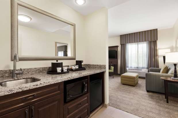 Images Hampton Inn & Suites San Bernardino