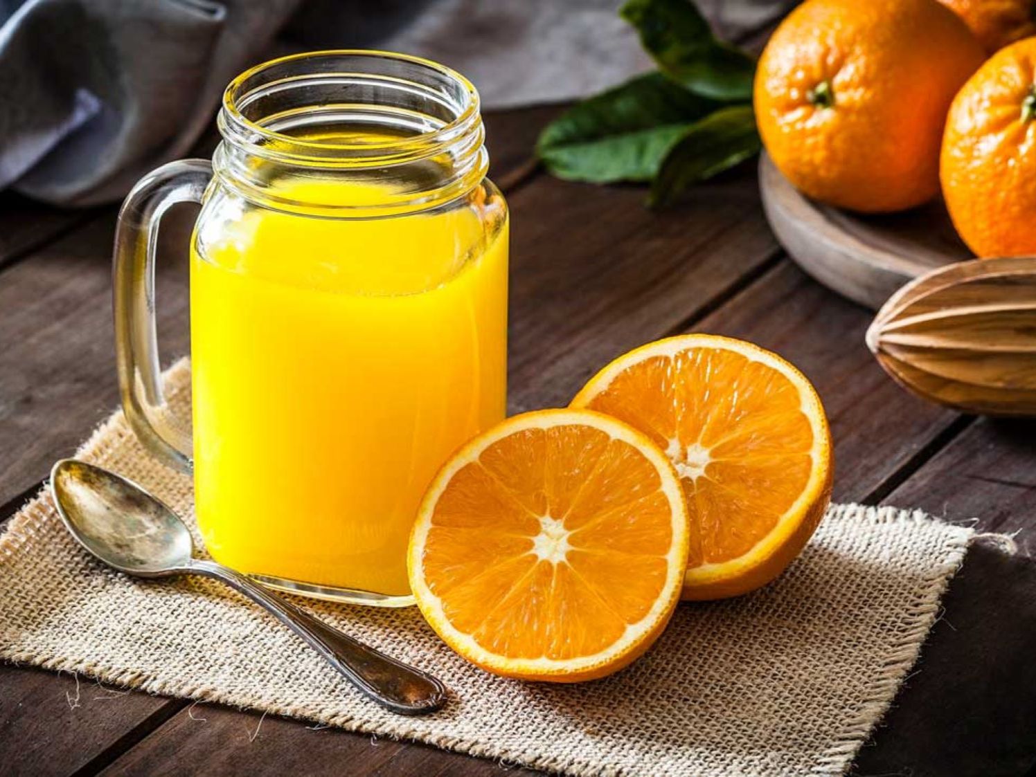 LARGE FRESH ORANGE JUICE 24oz