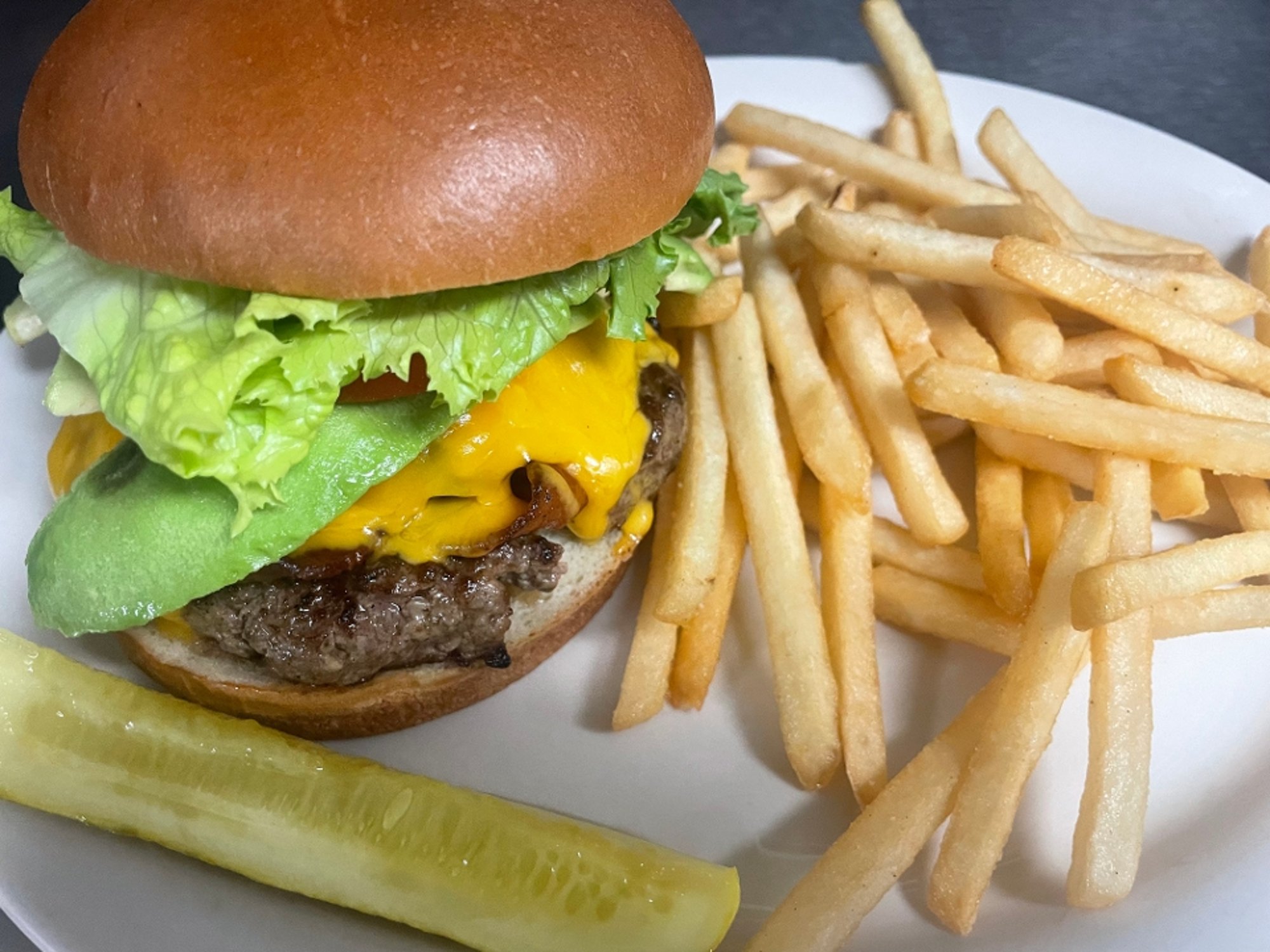 Avocado Burger w/ Fries
