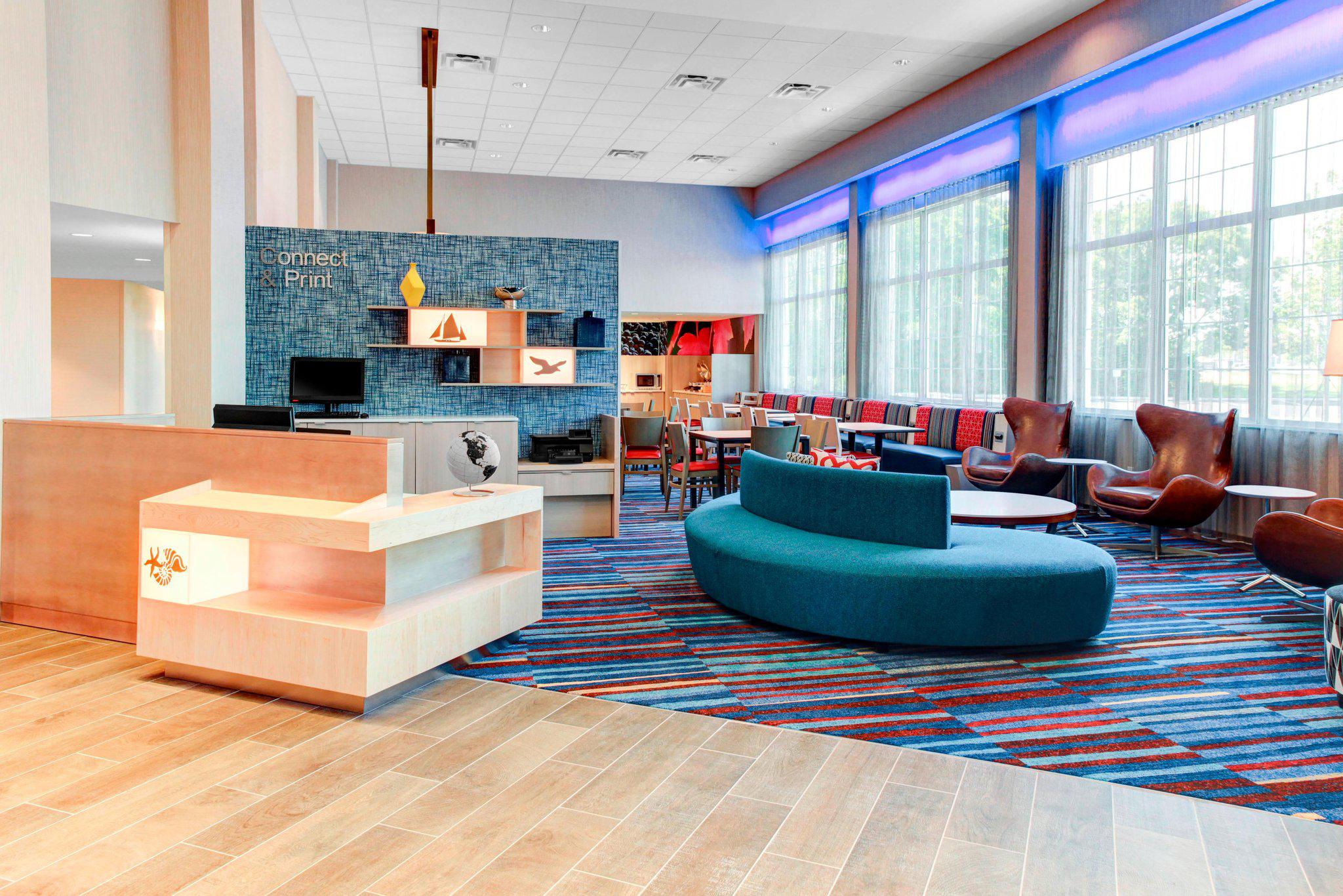 Fairfield Inn & Suites by Marriott Cape Cod Hyannis Photo