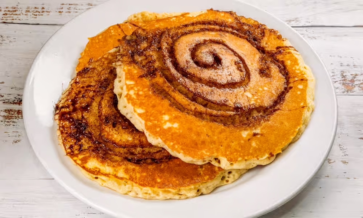 Cinnamon Swirl Pancakes