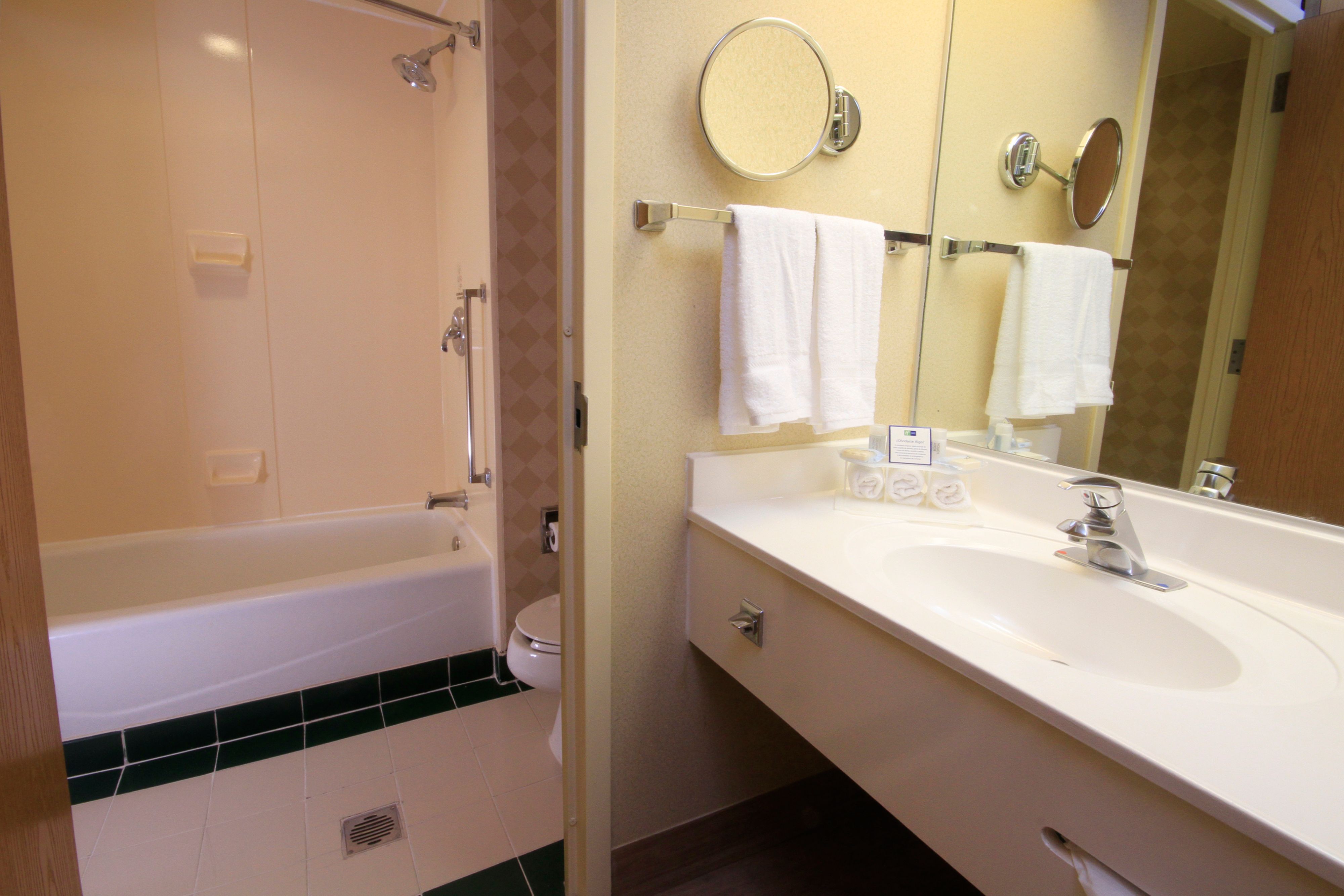 Images Holiday Inn Express Monterrey Galerias-Sn Jeronimo