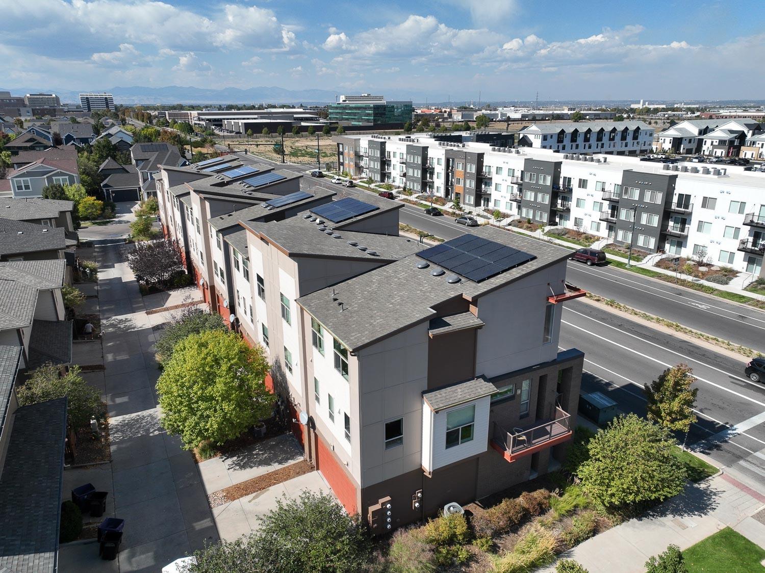 ELK Roofing & Construction Image