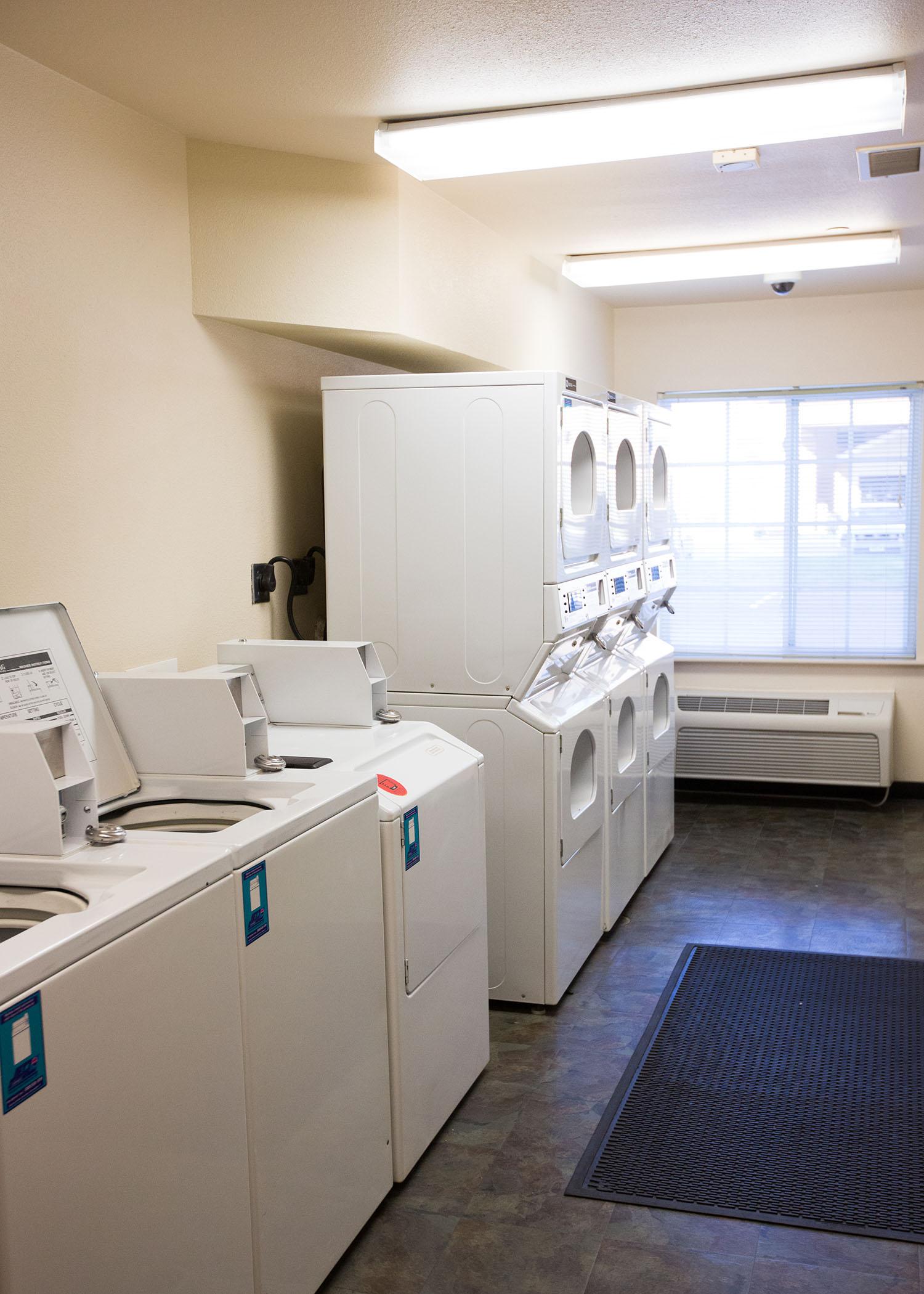 WoodSpring Suites Omaha Bellevue Image