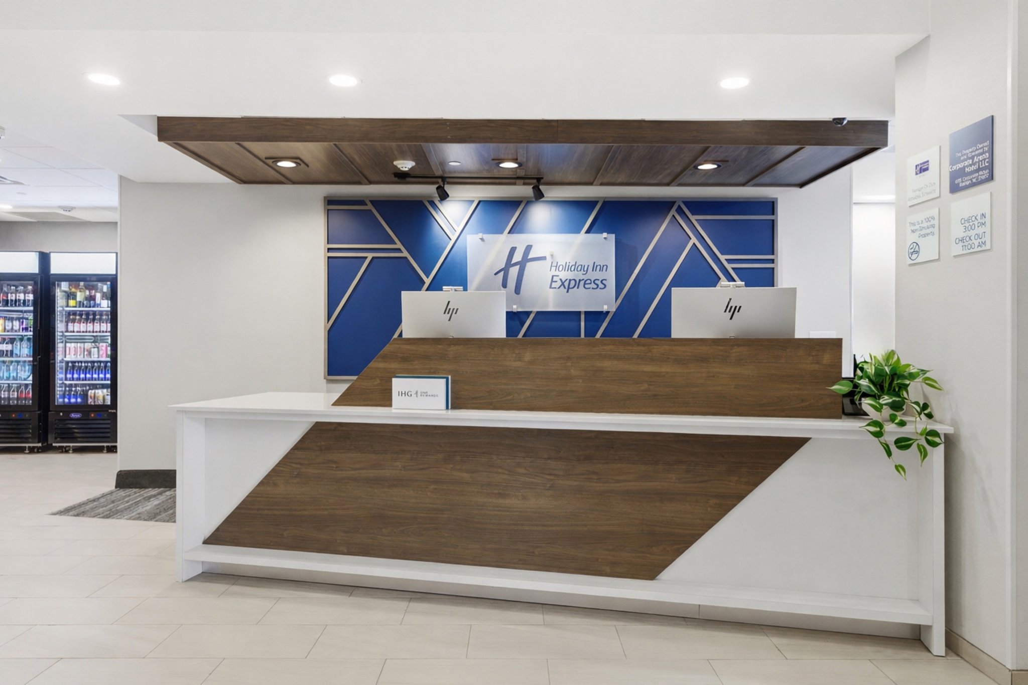 Holiday Inn Express & Suites Raleigh West - Lenovo Center by IHG Image