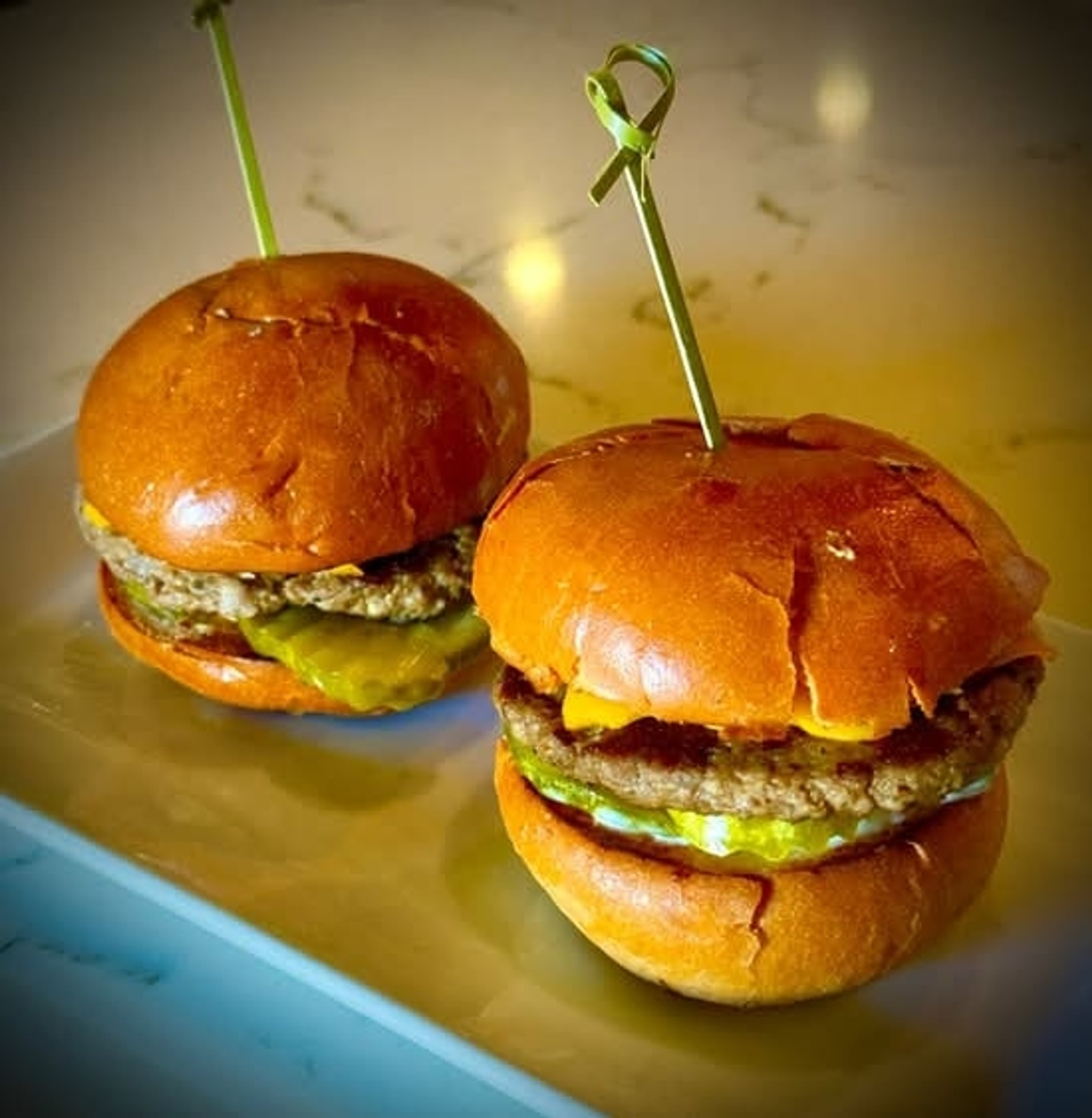 Kids Cheeseburger Sliders (2)