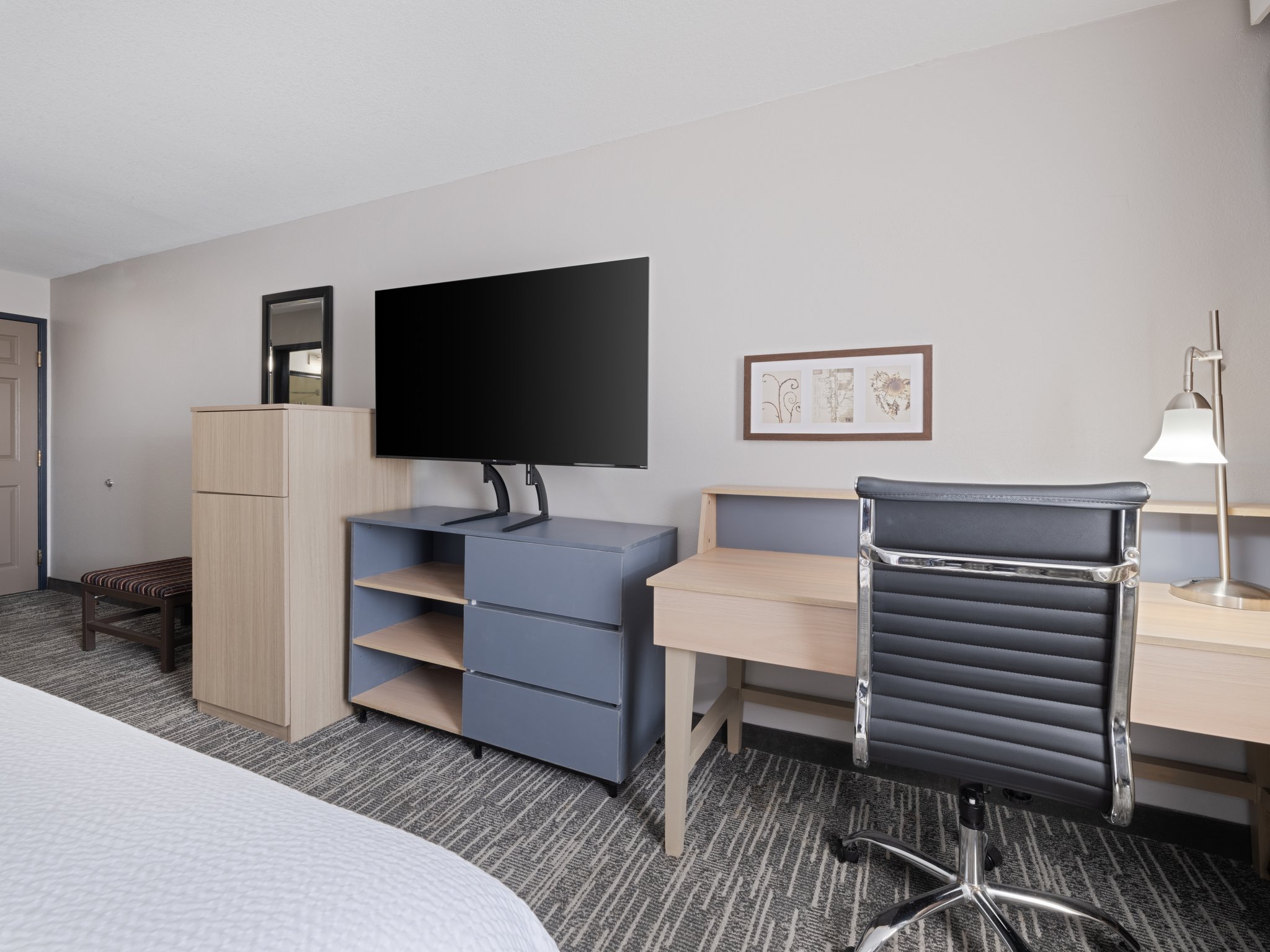 Garner Hotel Decatur - Forsyth by IHG Image