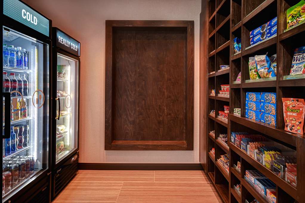 Hampton Inn Tucson Downtown Image