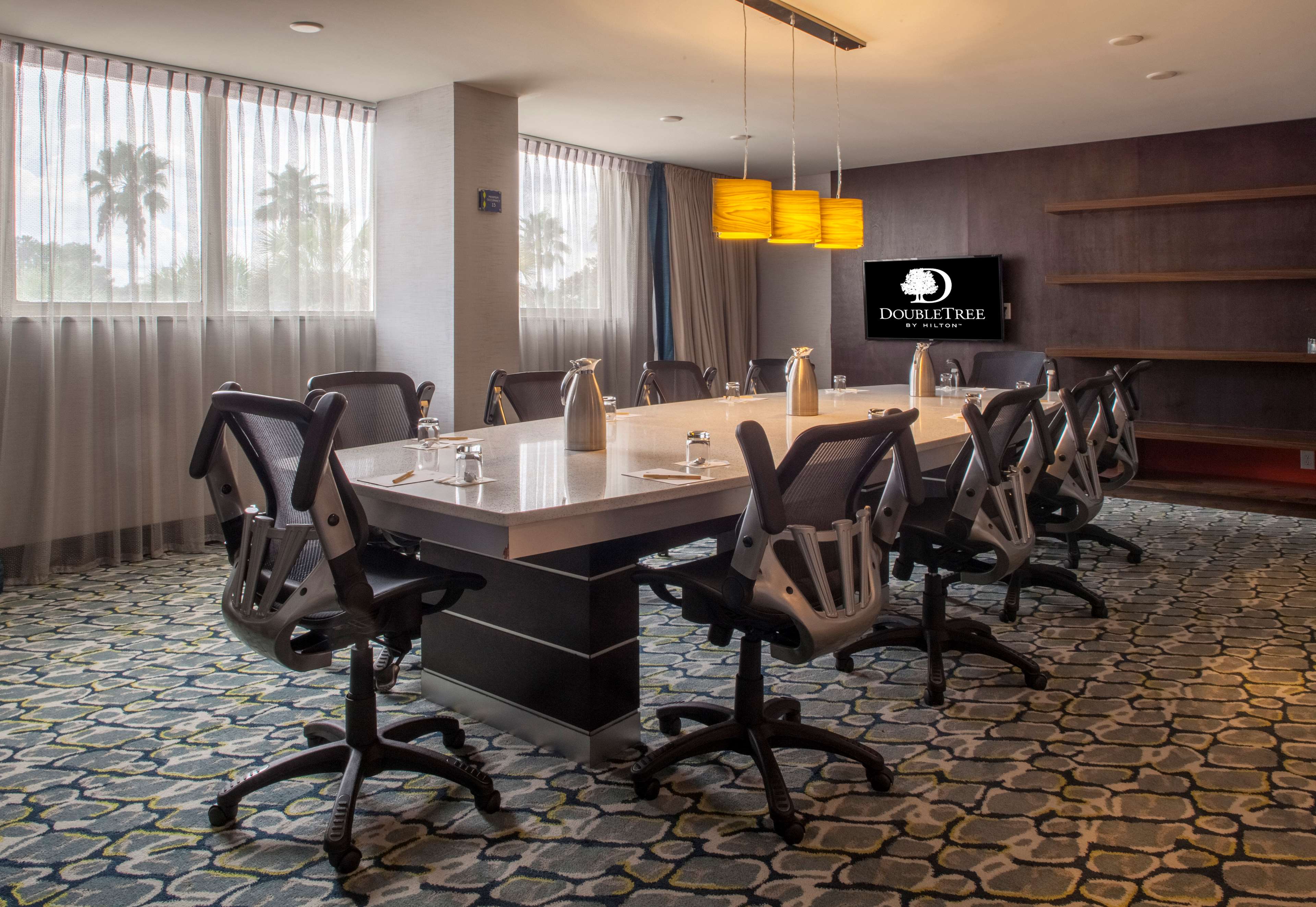 DoubleTree by Hilton Hotel Jacksonville Airport Photo