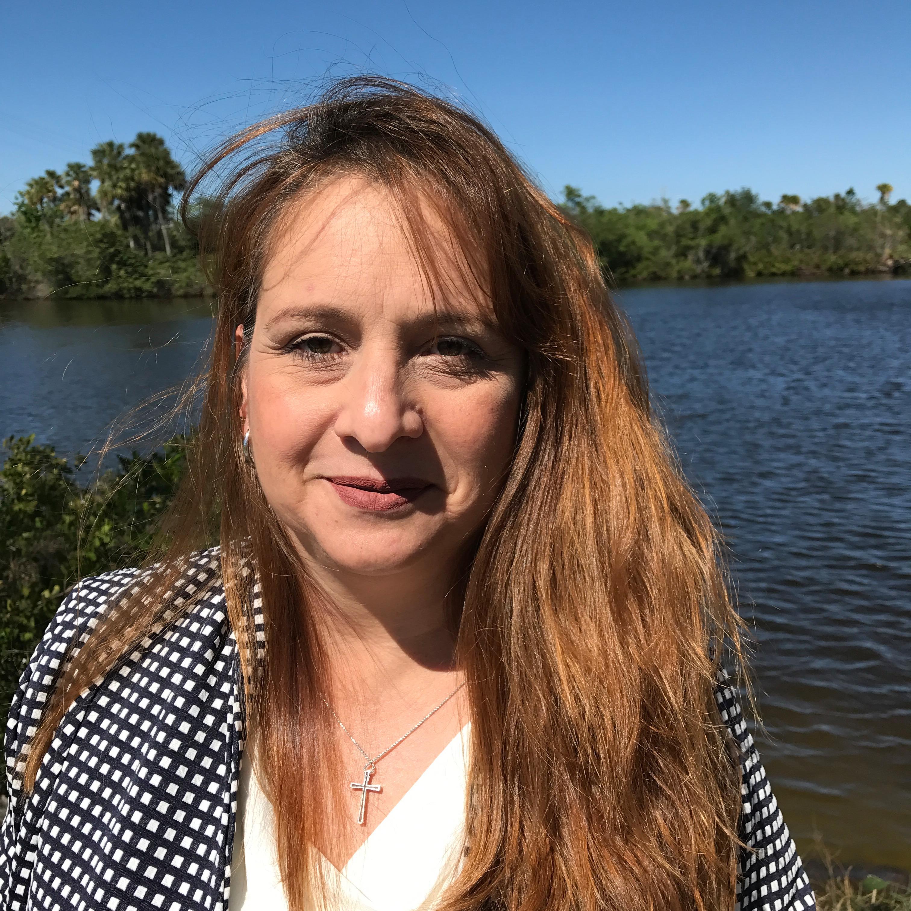 Myra Morales, Realtor Coldwell Banker-Paradise