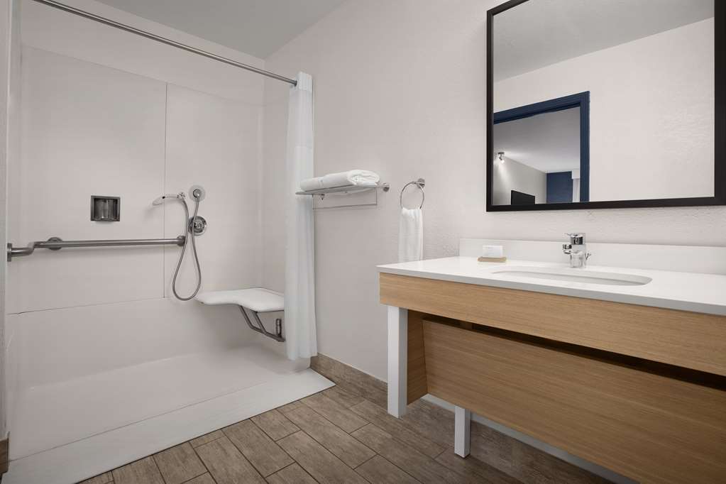 Spark by Hilton San Jose Airport Image