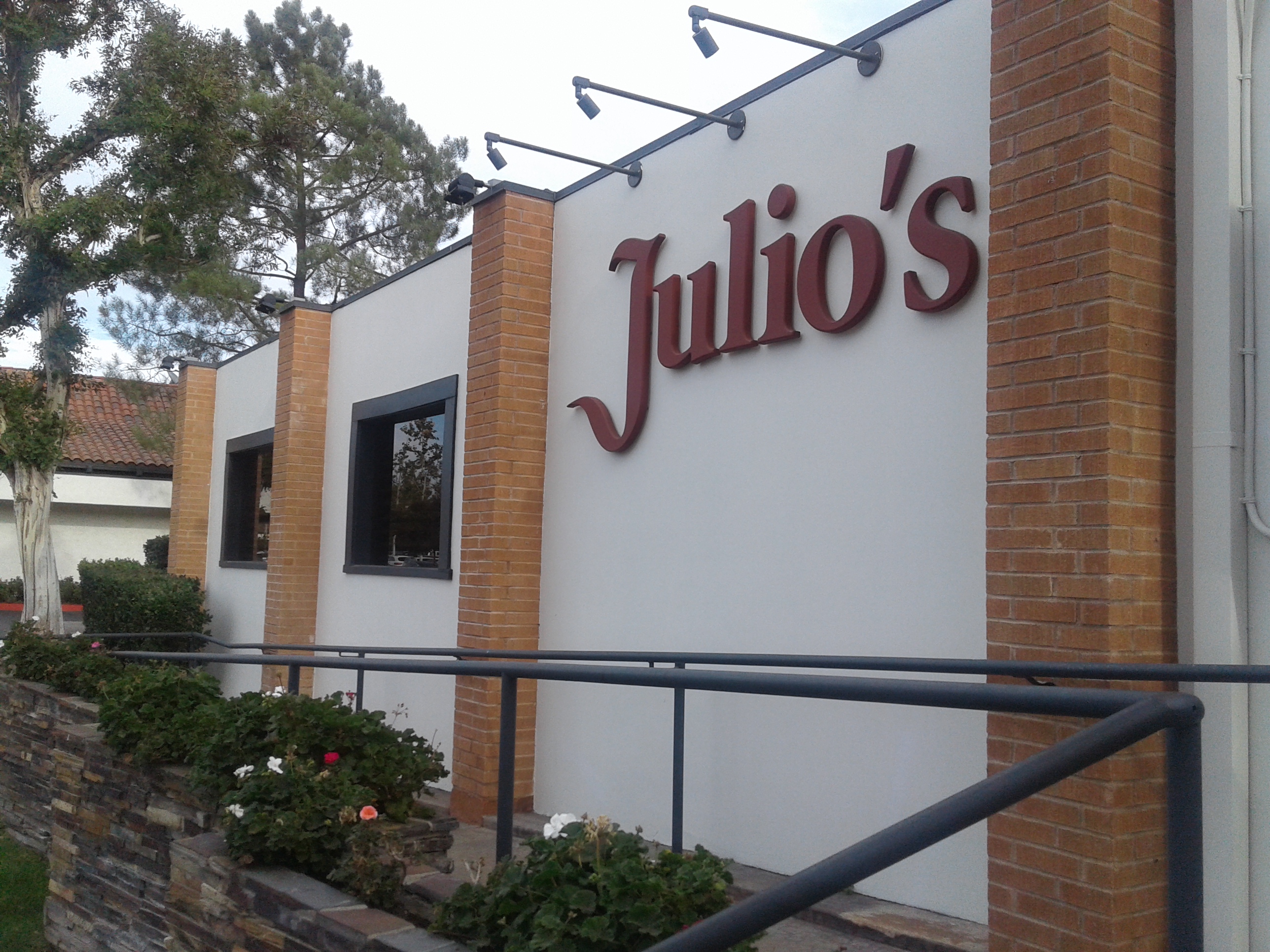 Julio's  Agave Grill Photo