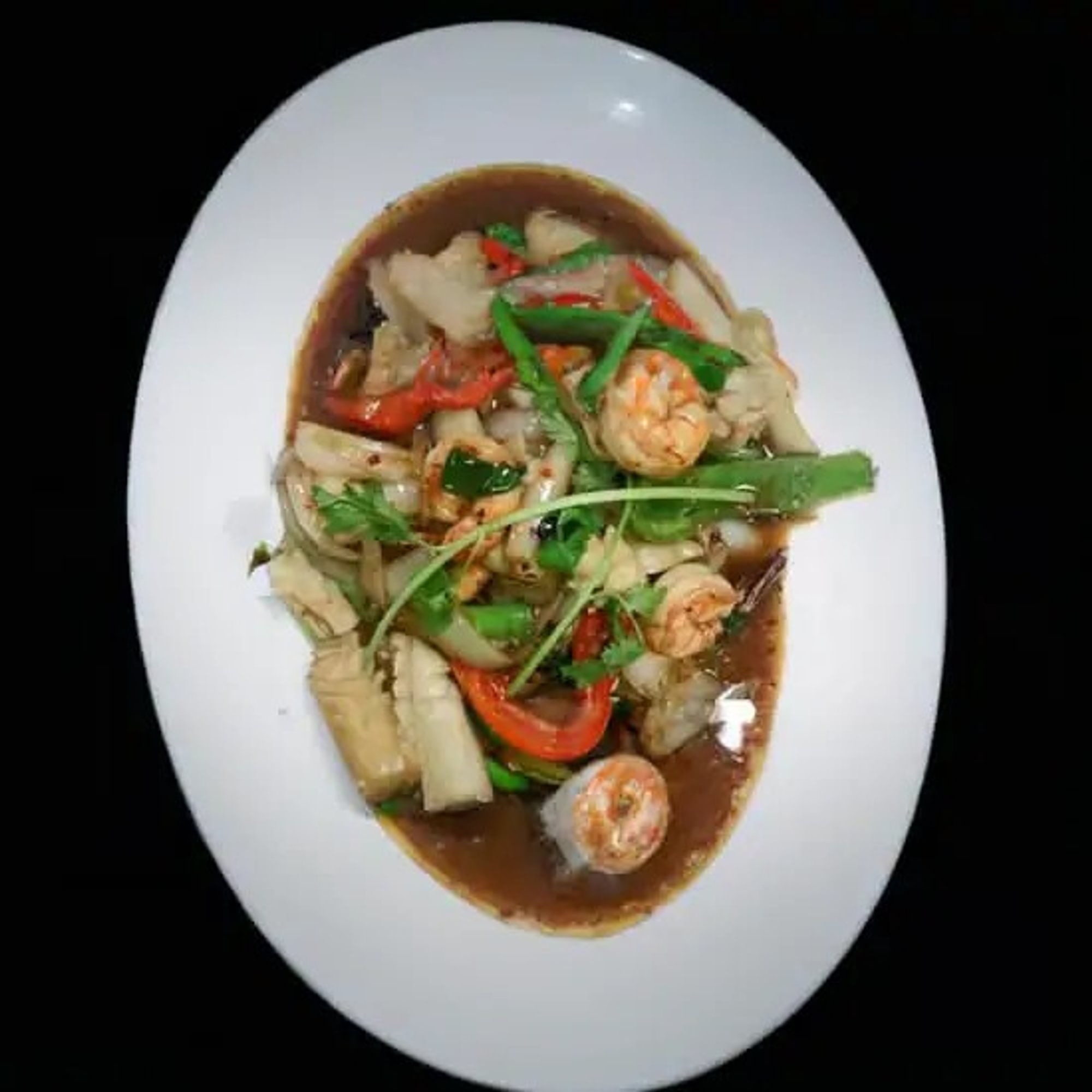 109. Squid & Shrimp with Lemongrass / Tôm Mực Xào Sả Ớt