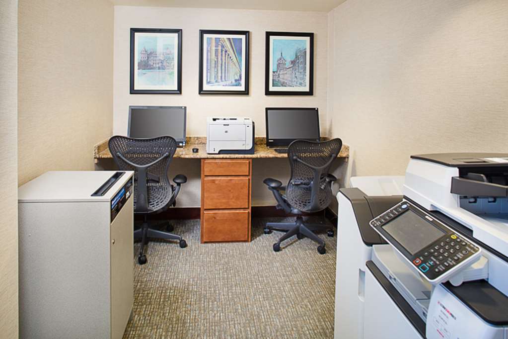 Hilton Garden Inn Albany Airport Image