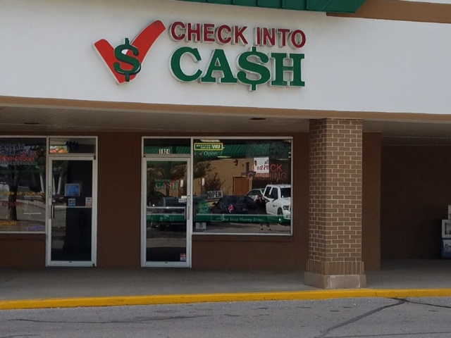 Check Into Cash Photo