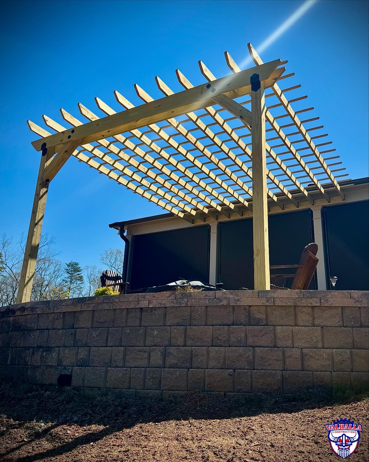 Valhalla Deck and Patio Image