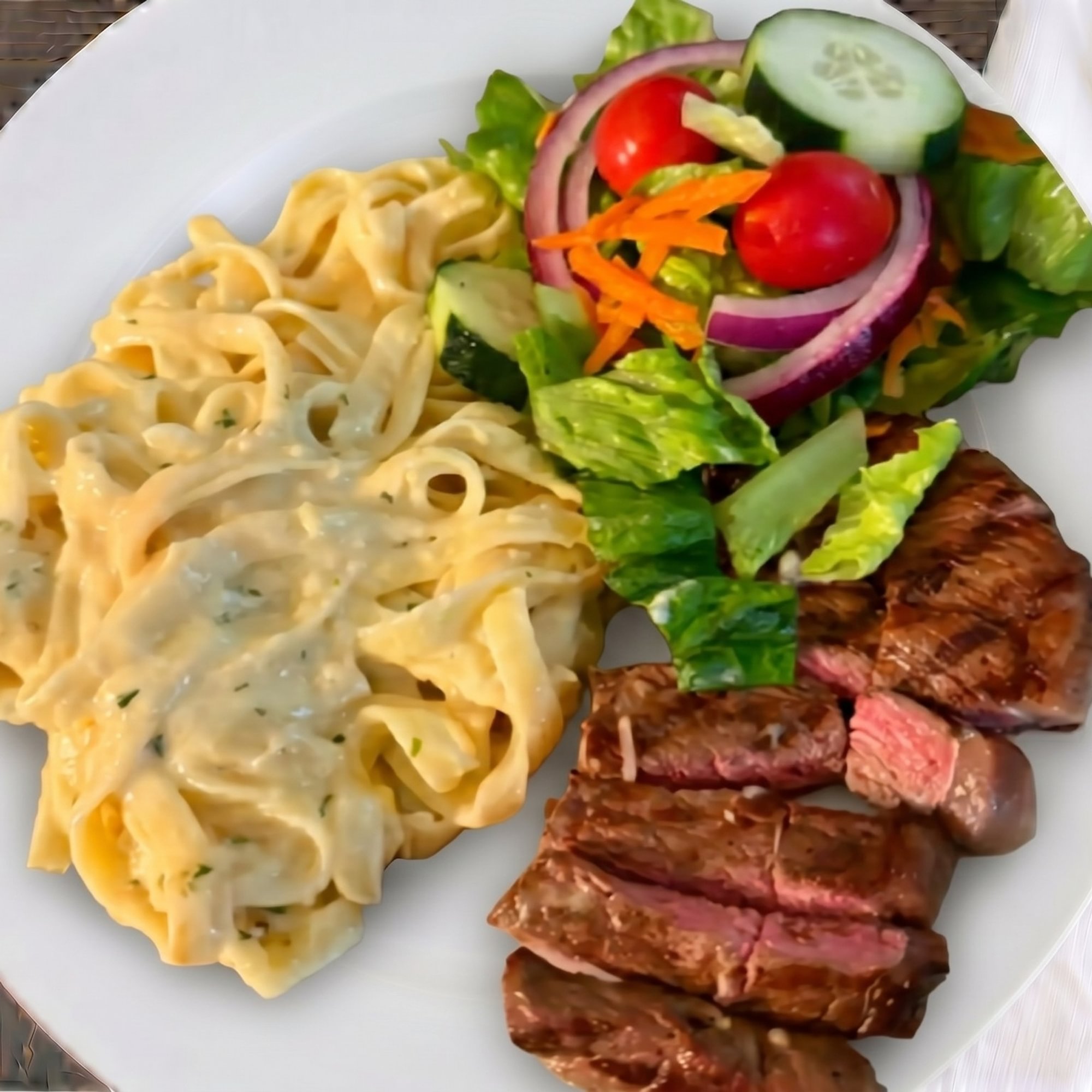 New York Steak & Fettuccine