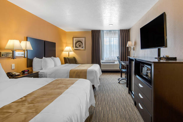 Images Quality Inn & Suites