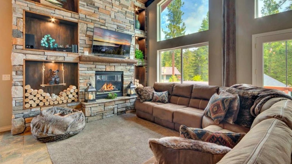 Tahoe Tony Tuoto EXP Luxury Hosting Realty Incline Village Image