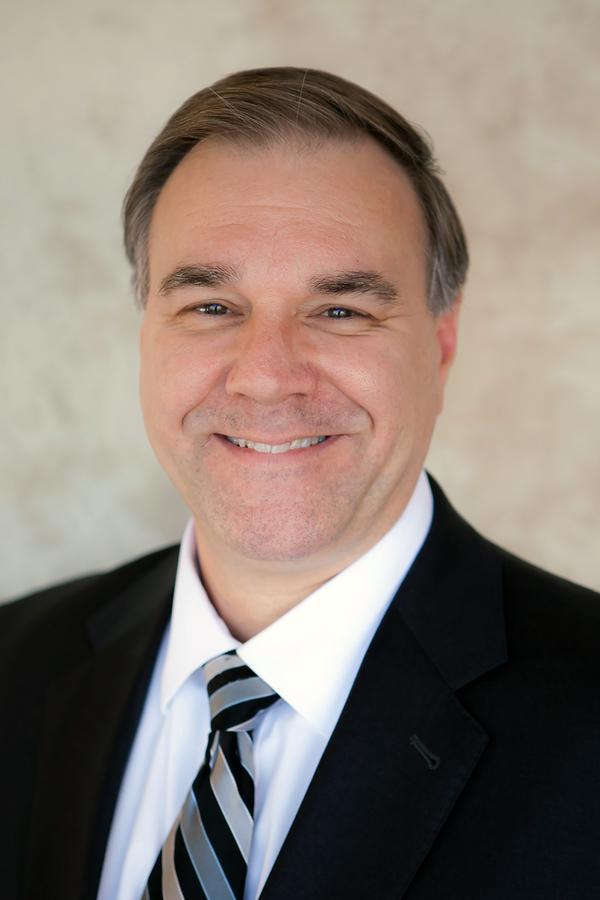 Edward Jones - Financial Advisor: Ray Thompson, AAMS® Photo