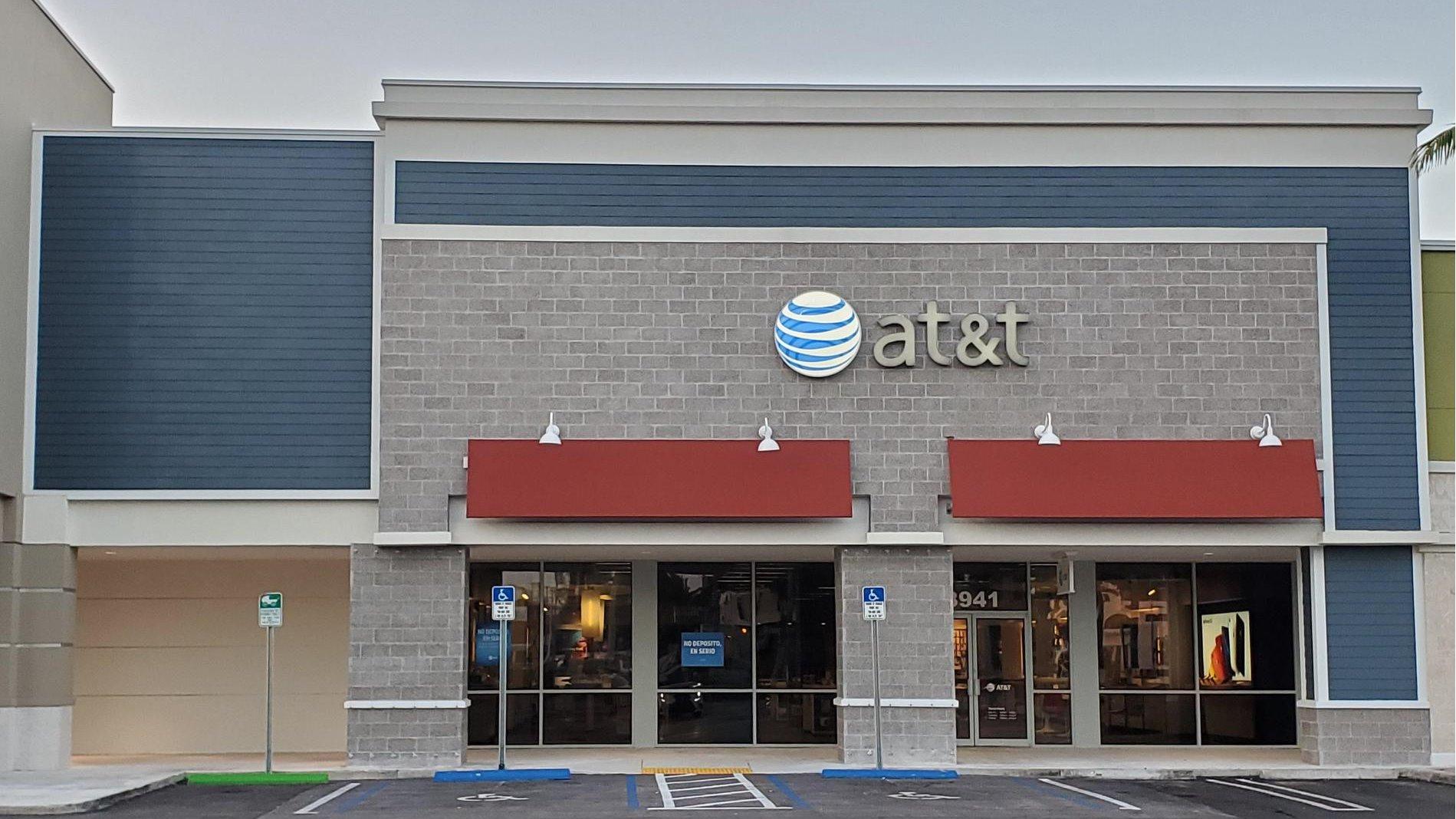 AT&T Store Photo