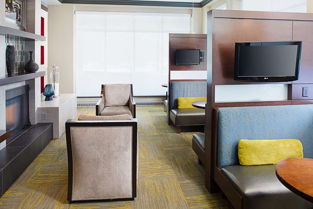 Hilton Garden Inn Albany Airport Image