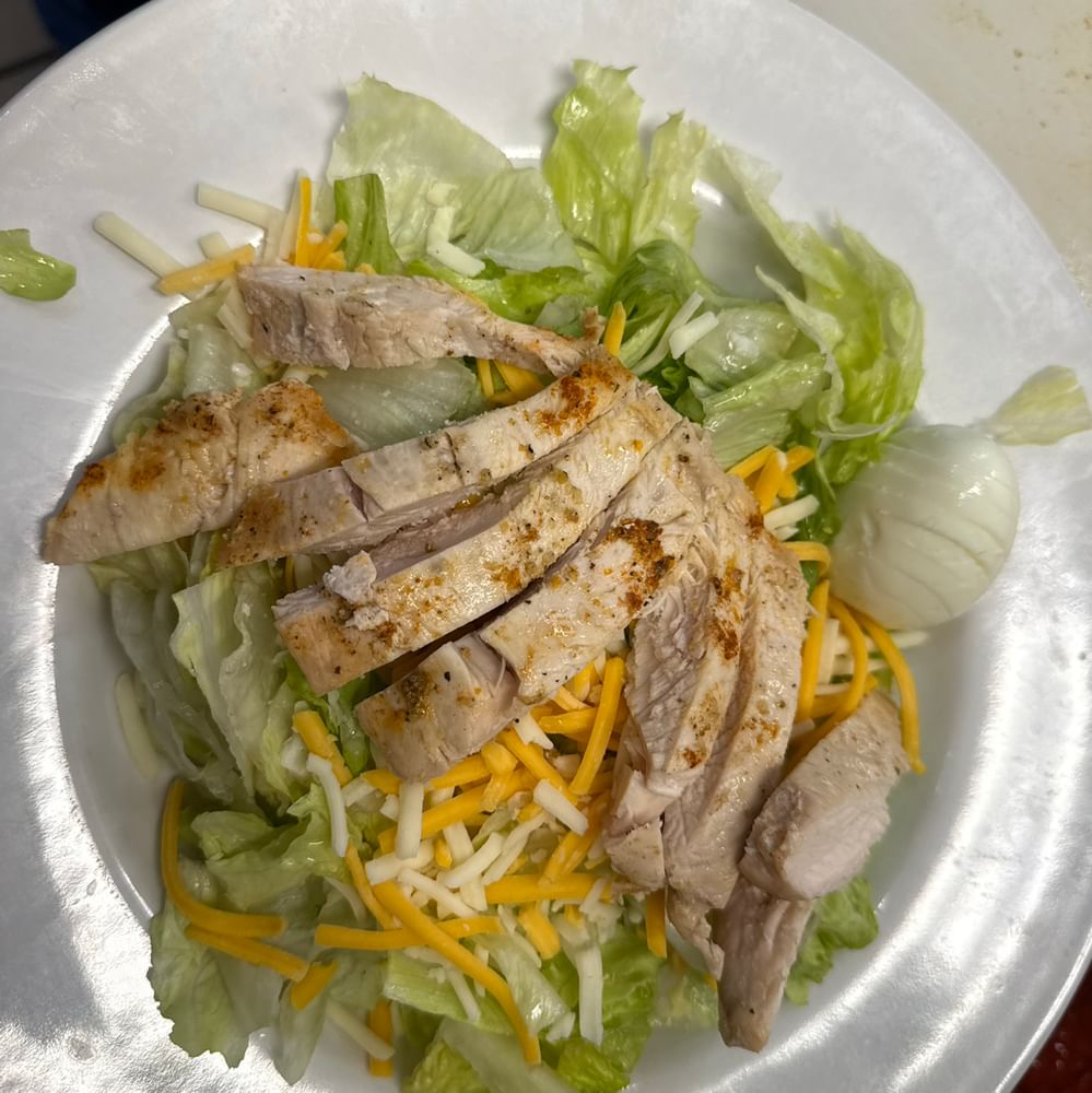 Chef's Grilled Chicken Salad