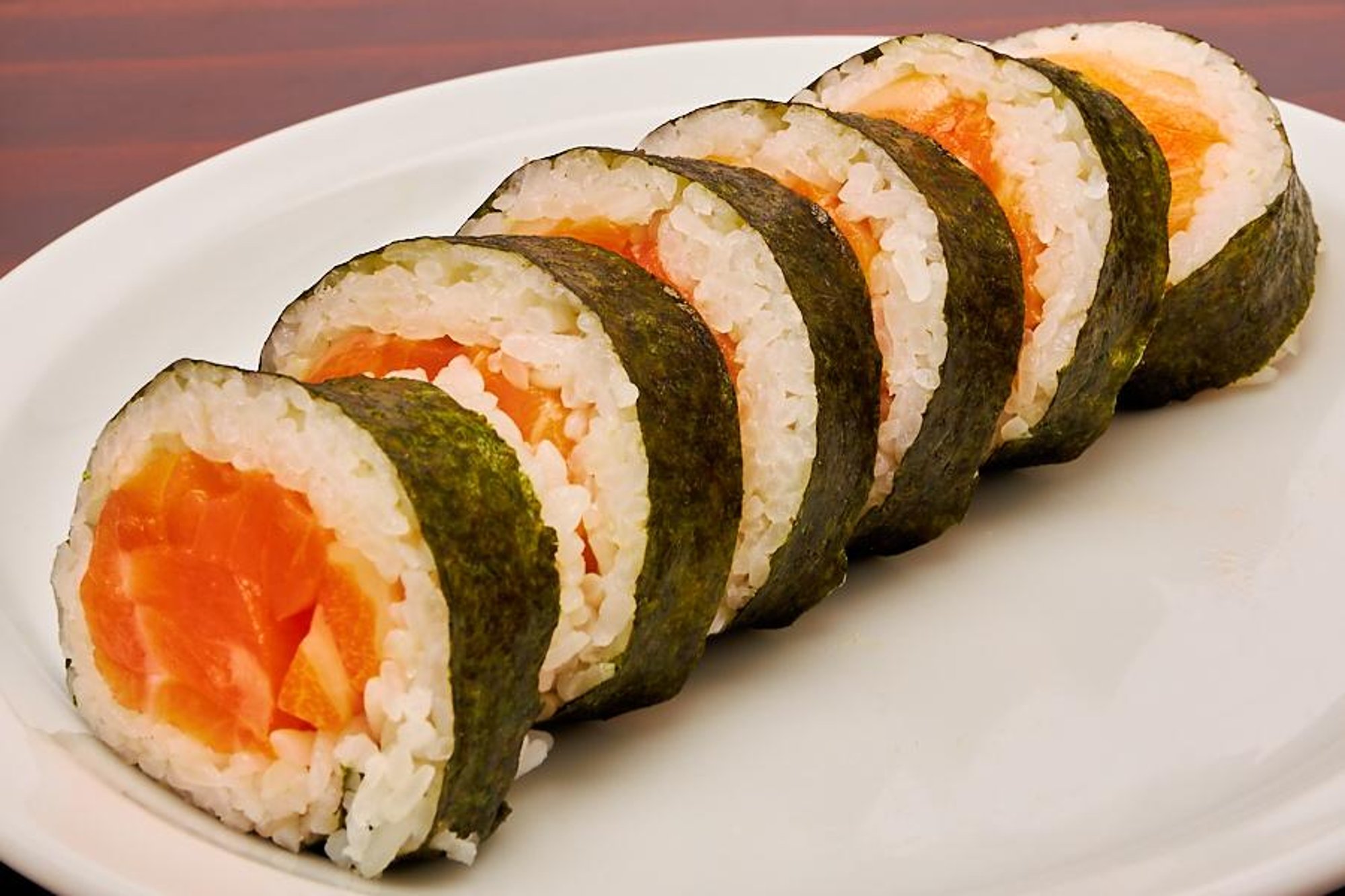 Salmon Roll (6PCS)