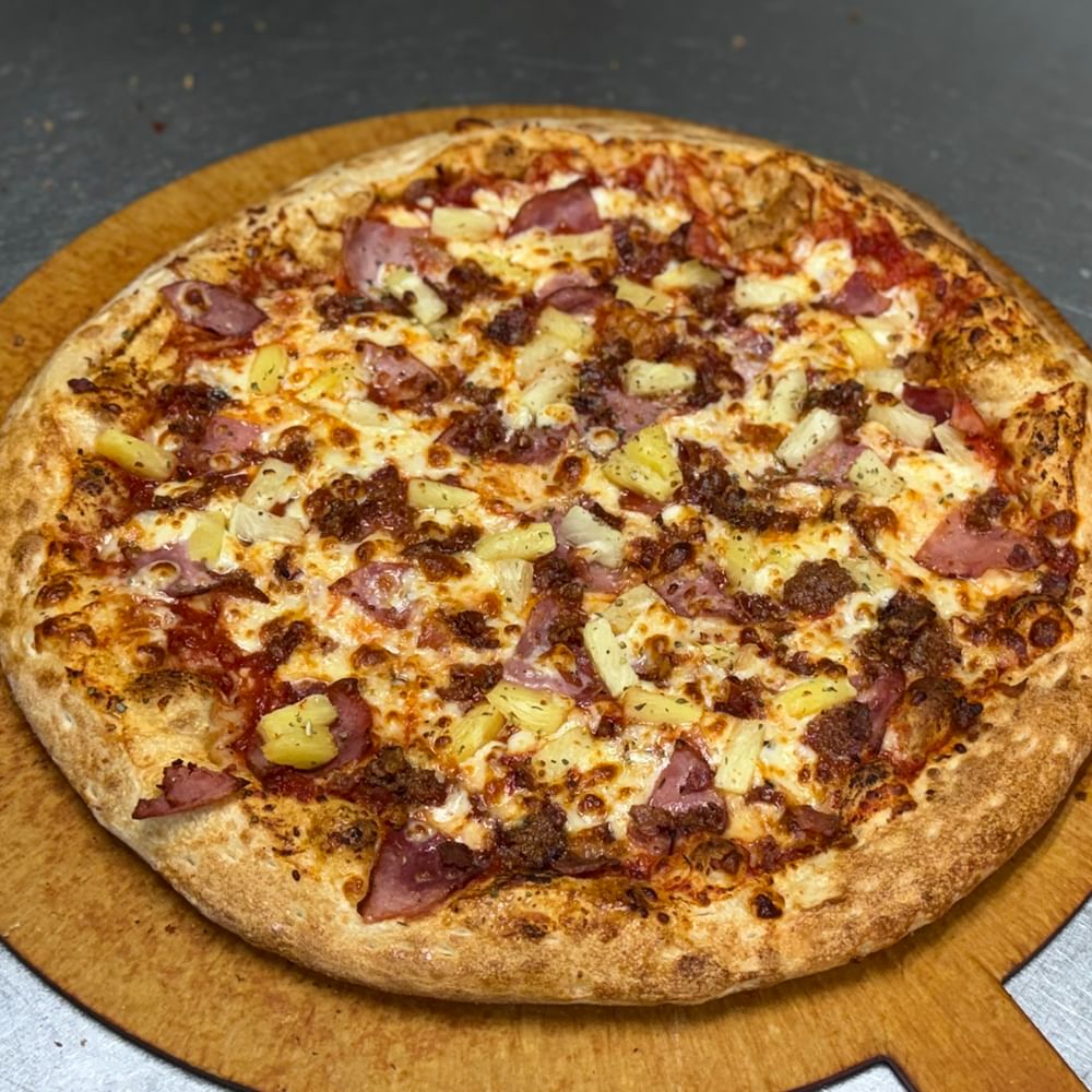 Hawaiian Pizza