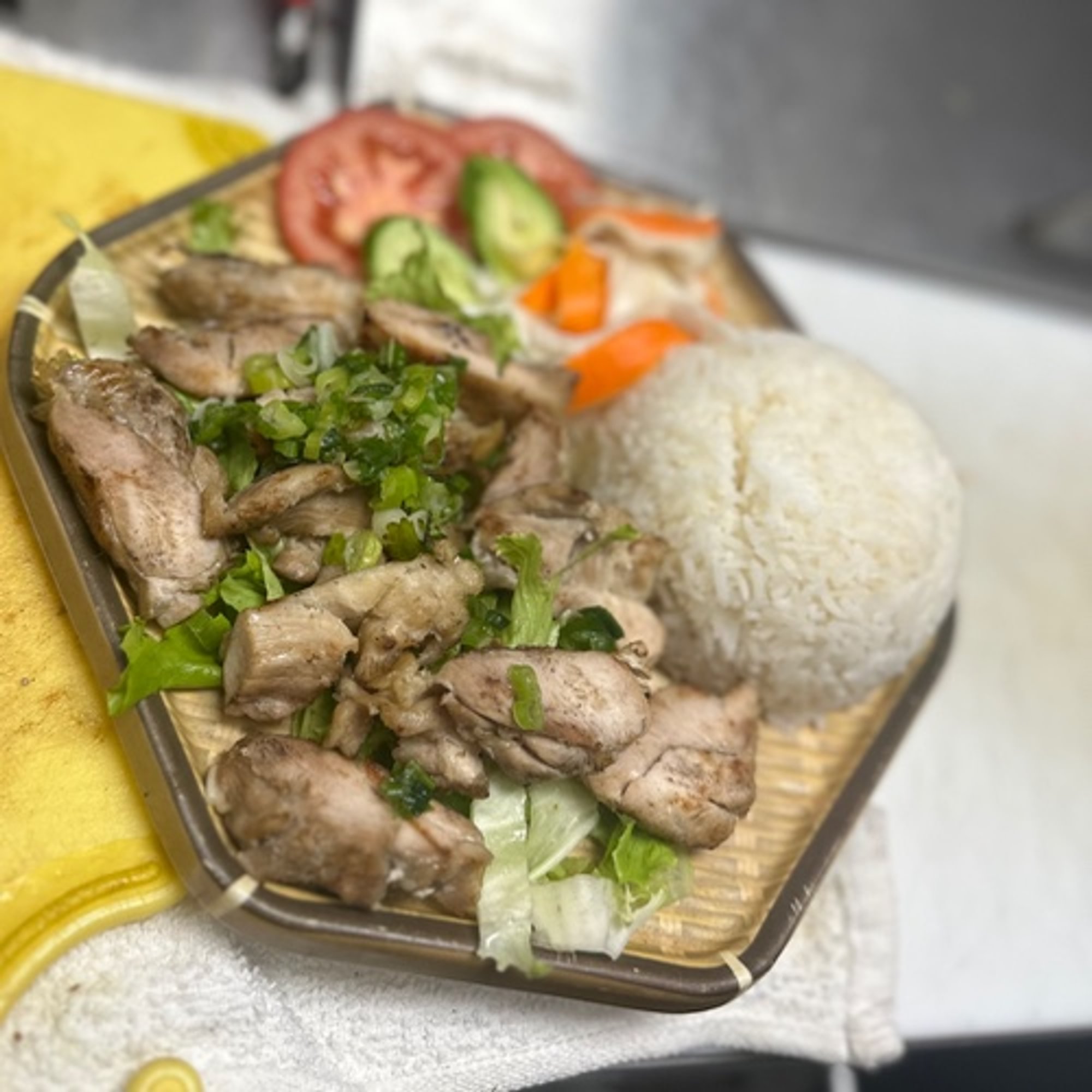 R3. Grilled Chicken Rice